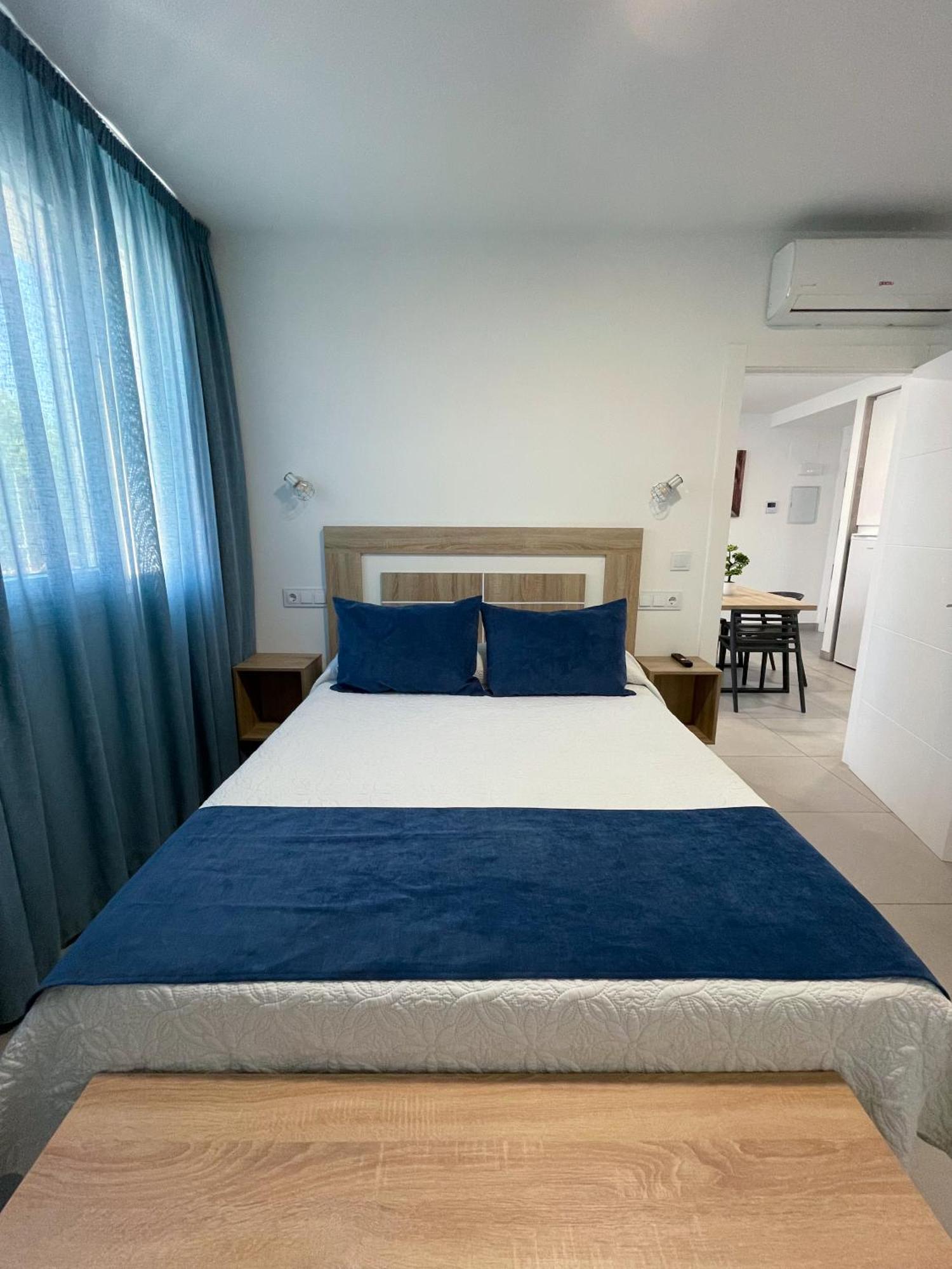 Apartamentos Lusitania Parking Gratis Bajo Disponibilidad メリダ エクステリア 写真
