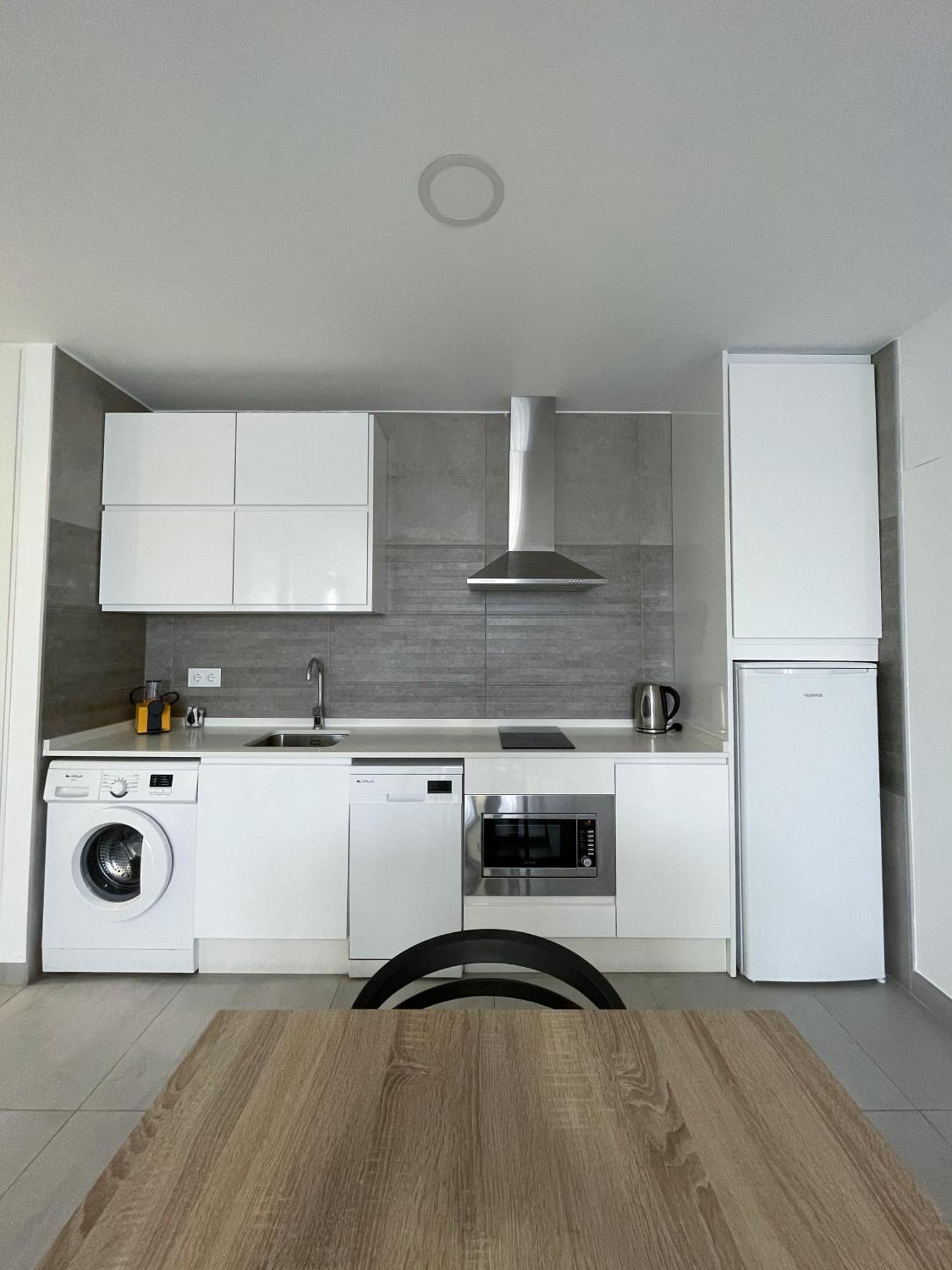 Apartamentos Lusitania Parking Gratis Bajo Disponibilidad メリダ エクステリア 写真